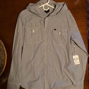 Hooded obey long sleeve, NWT